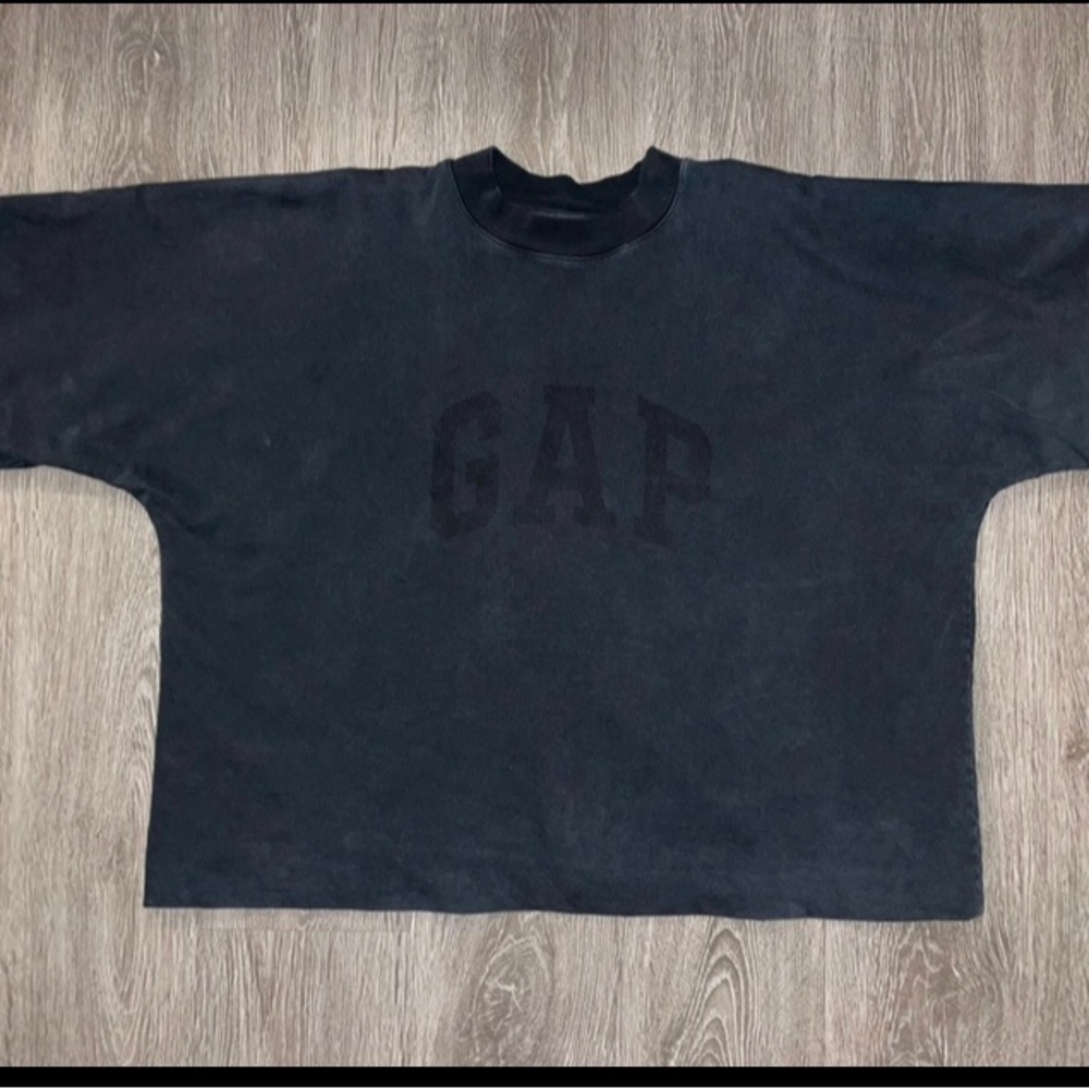 Yeezy Gap Dove No Seam Washed Black Size S